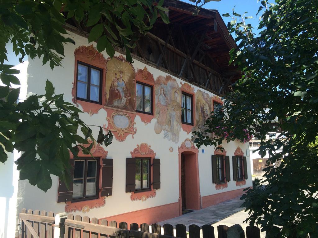 Ferienwohnungen Im Lueftlmalereck, Mussldomahaus Обераммергау Экстерьер фото